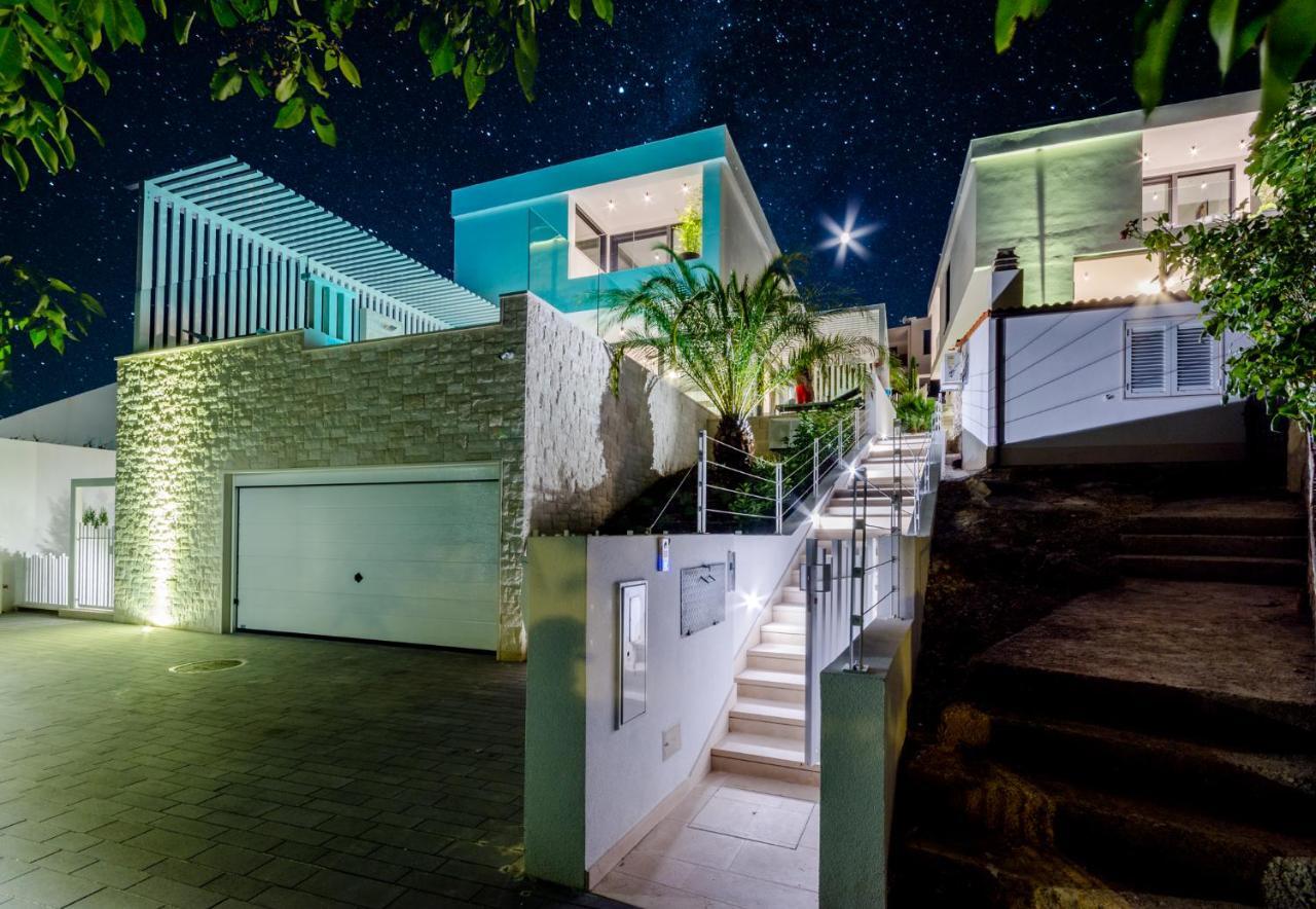 Villa Vitae & Villa Pax Sutivan ภายนอก รูปภาพ