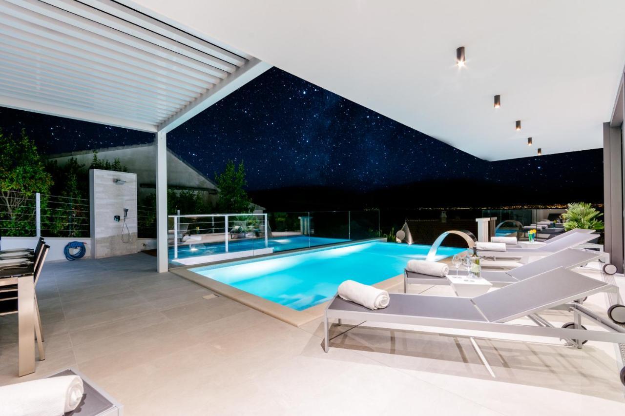 Villa Vitae & Villa Pax Sutivan ภายนอก รูปภาพ